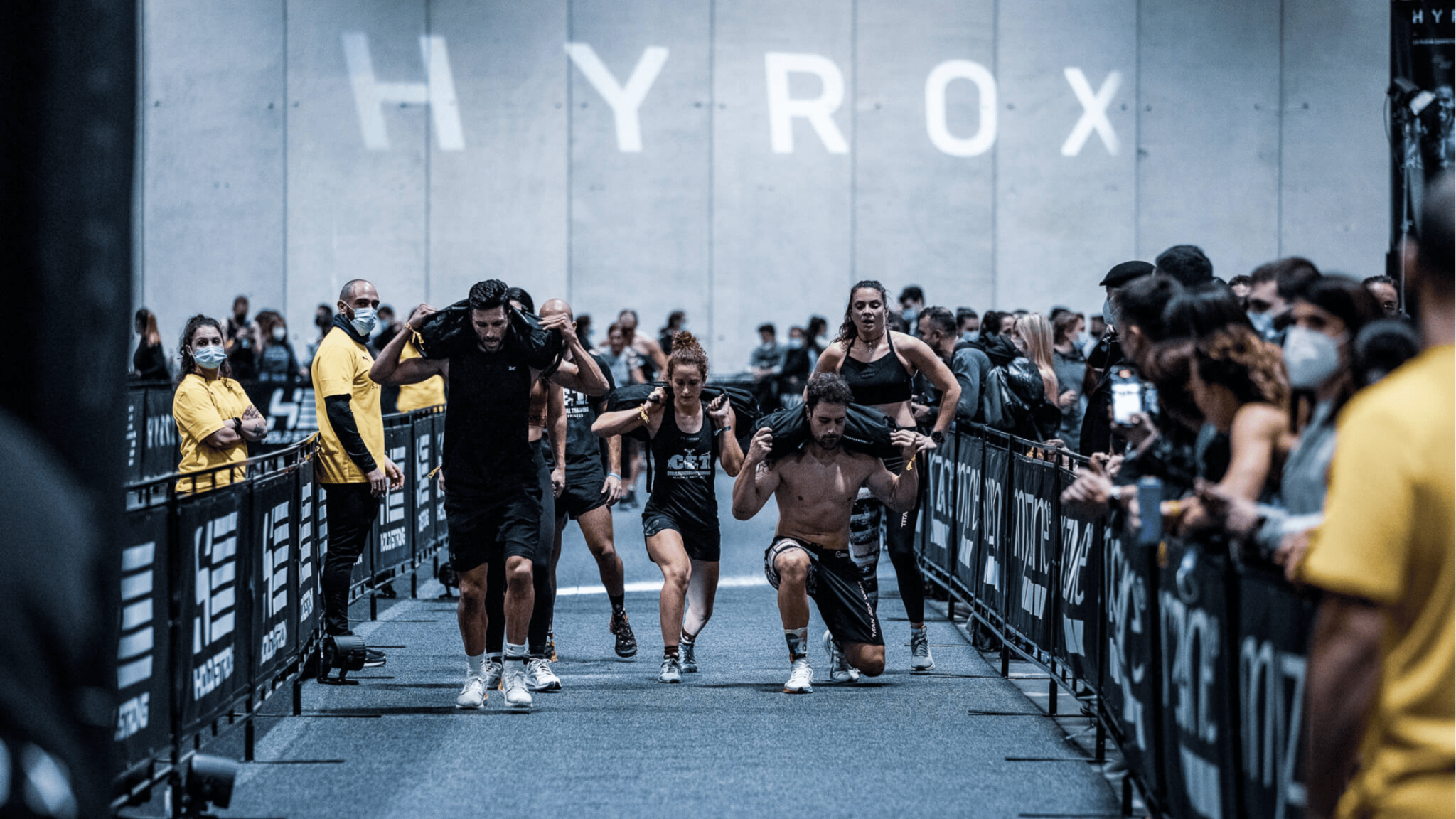 Photo of people doing hyrox event